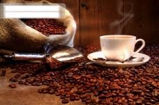咖啡豆咖啡杯高清图片